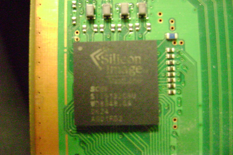 File:Silicon Image SI19132CBU.JPG