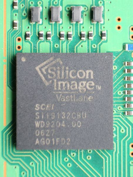File:Silicon Image Vastlane SCEI SIL9132CBU.jpg