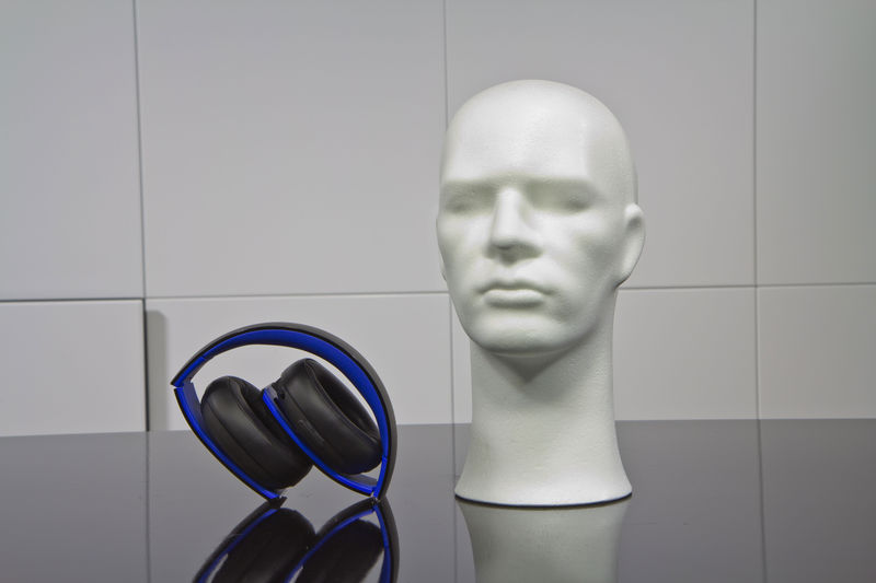 File:PlayStation Gold Wireless Stereo Headset - folded.jpg