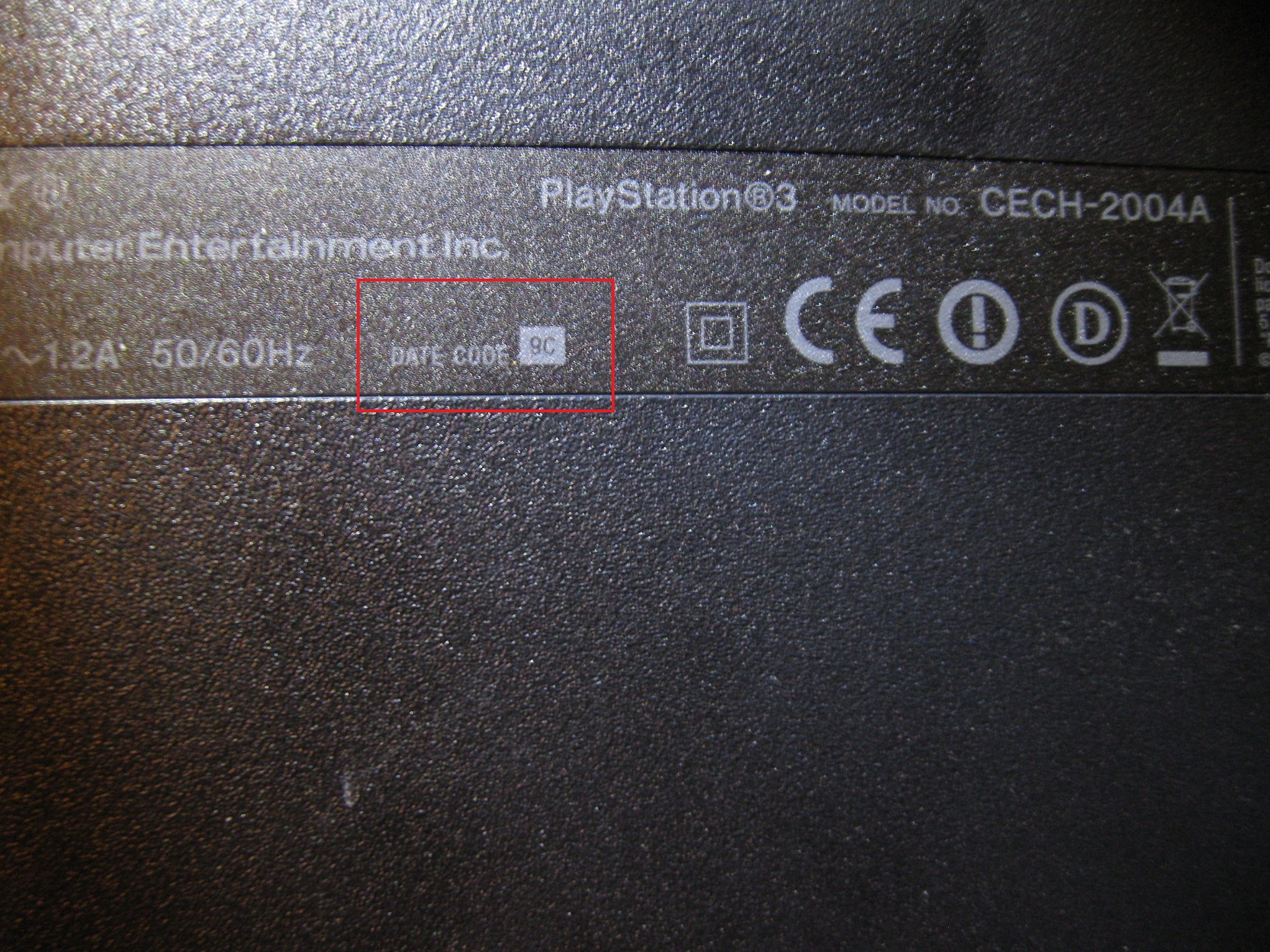 Дата код что это. Маркировка моделей ПС 3 слим. Ps3 Slim Cech-3. Наклейки PLAYSTATION 2 снизу. Sony ps3 data code.
