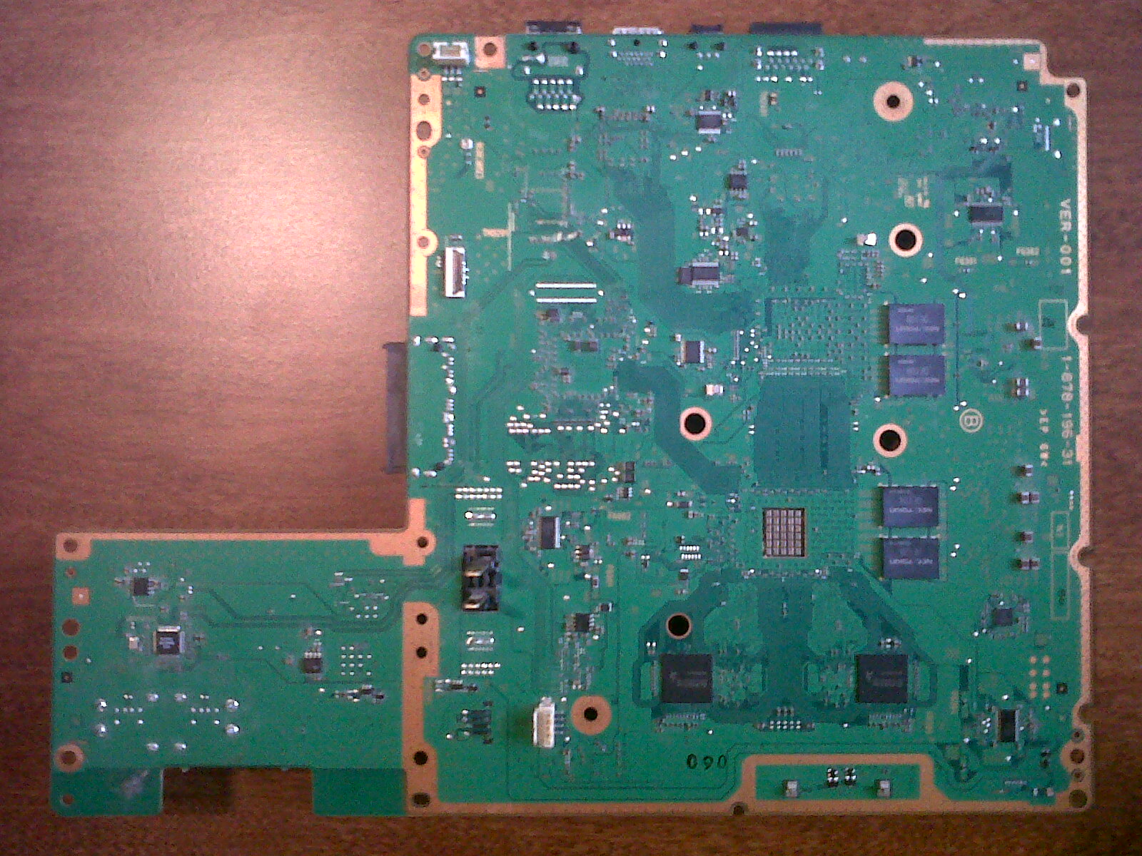 Плата ps3. Ps3 fat motherboard. PLAYSTATION 3 fat плата. Ps3 fat cechq00. Материнской платы ps3 phat ver 001 CECHL 08.