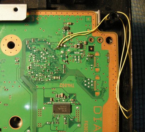 File:Syscon uart soldered on dia-002.jpg