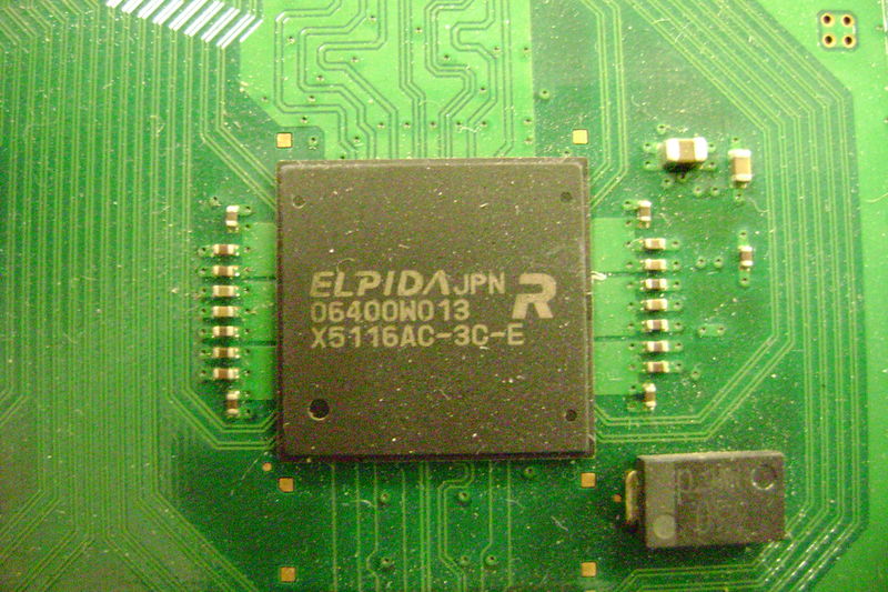 File:Elpida X5116AC-3C-E.JPG